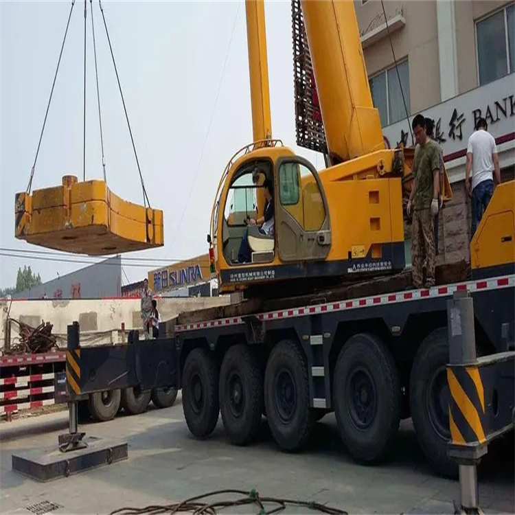 新蔡当地吊车出租|机器吊装|75吨|工厂搬迁服务