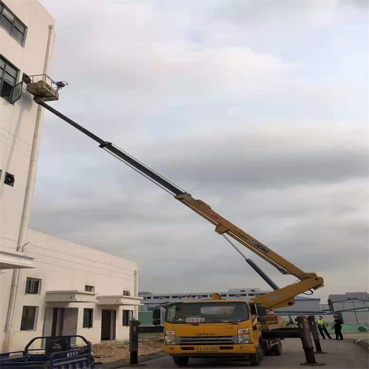 新蔡附近高空车出租|市政施工/设备安装专用|随叫随到|亿立达设备租赁